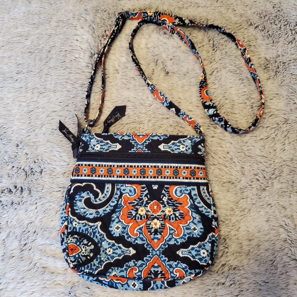 Donating August: Vera Bradley Crossbody - Picture 1 of 6